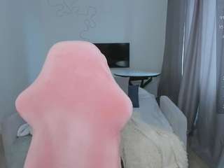 cassieyoung Live Webcam on CamSoda