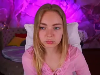 EmilySunshineS's Live Sex Cam Show