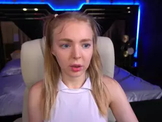 EmilySunshineS's Live Sex Cam Show