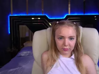 EmilySunshineS's Live Sex Cam Show