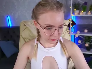 EmilySunshineS's Live Sex Cam Show