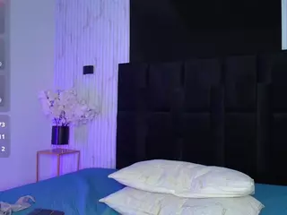 MaddieMiiller's Live Sex Cam Show