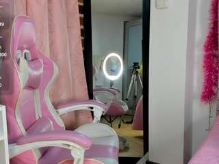 meganloovee Live Webcam on CamSoda