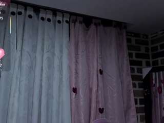 meganloovee Live Webcam on CamSoda