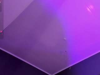 Megan live cam preview
