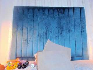 miahorny69 Live Webcam on CamSoda