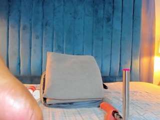 le modèle miahorny69 est en webcam porno dans un show sur le site camsoda, il possède les tags suivants: ass bouncing,naked,toys,tittyfuck,thick,tattoos,striptease,ride torso,no smoking,ass clapping,natural,milf,lovense,fingers,drinking,doggy style,dildo or vibrator,dildo,creampie,brown eyes