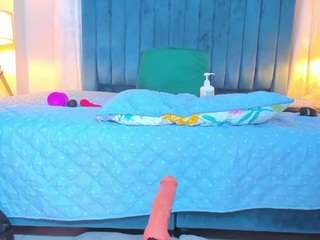 Live cam show with Miahorny69