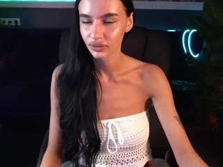 snowwhiteee Live Webcam on CamSoda