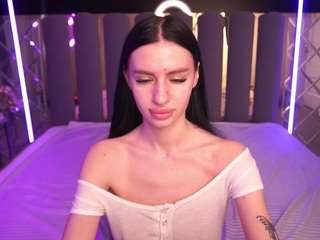 snowwhiteee live cam profile