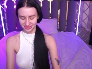 snowwhiteee webcam model