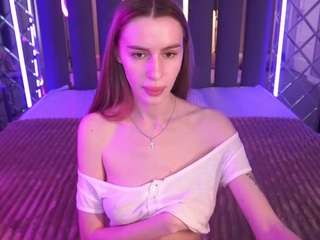 Ten model jest teraz na żywo. snowwhiteee
