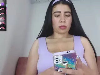 Ayla-Sophia's Live Sex Cam Show