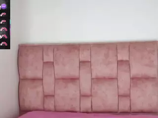 Ayla-Sophia's Live Sex Cam Show