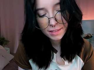 lilithluna Live Webcam on CamSoda