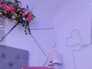 Roxxana-queen live webcam show