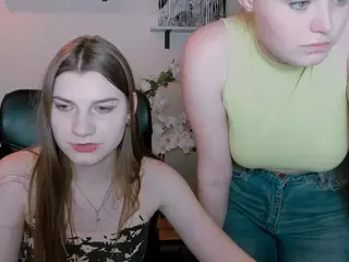 sky-blush's Live Sex Cam Show