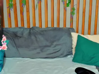 Tonyalamb's Live Sex Cam Show