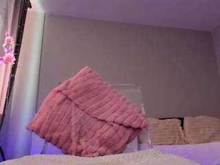 kyliejo19 live webcam show