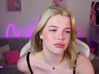 yourl1ttleangel webcam