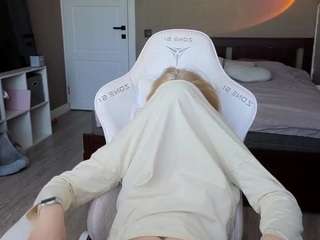 yourl1ttleangel Live Webcam on CamSoda