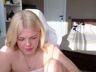 yourl1ttleangel webcam