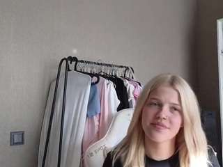 yourl1ttleangel live webcam show