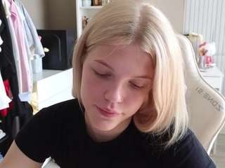 yourl1ttleangel live webcam show