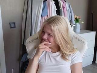 YourL1ttleAngel live webcam show