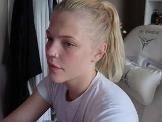 yourl1ttleangel