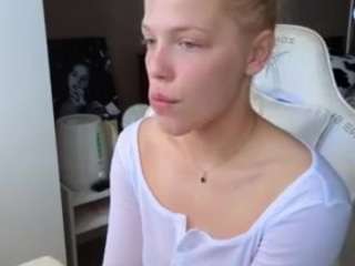 yourl1ttleangel
