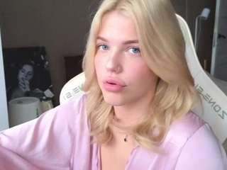 YourL1ttleAngel live cam preview