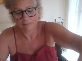 Blondecougar