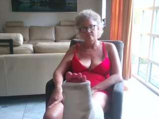 blondecougar webcam