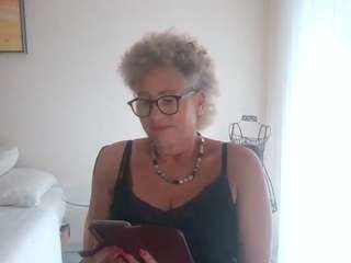 Blondecougar
