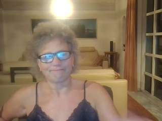 Blondecougar