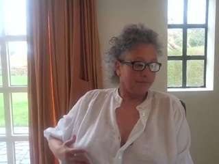 le modèle blondecougar est en webcam porno dans un show sur le site camsoda, il possède les tags suivants: ass bouncing,asshole,toys,tattoos,solo,shaved pussy,orgasm,no smoking,no drinking,massage,lovense,lingerie,large tits,foot fetish,fingers,fingering,domination,dildo,cum,butt plug