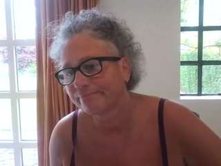 blondecougar webcam
