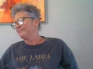 blondecougar live webcam show