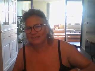 Blondecougar