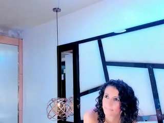 arinnarussell webcam