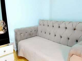 arinnarussell webcam