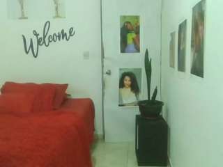 bellacrepa Live Webcam on CamSoda