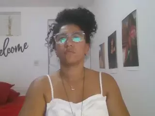 Bellacrespa's Live Sex Cam Show
