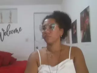 Bellacrespa's Live Sex Cam Show