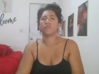Bellacrespa's Live Sex Cam Show