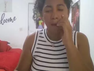 Bellacrespa's Live Sex Cam Show