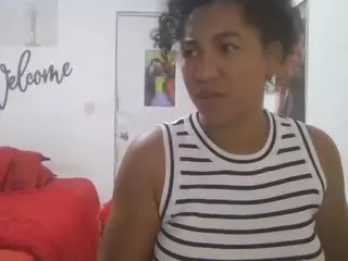 Bellacrespa's Live Sex Cam Show