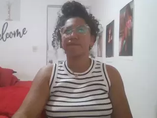 Bellacrespa's Live Sex Cam Show
