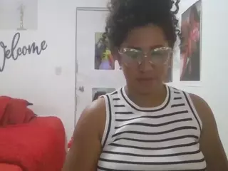 Bellacrespa's Live Sex Cam Show